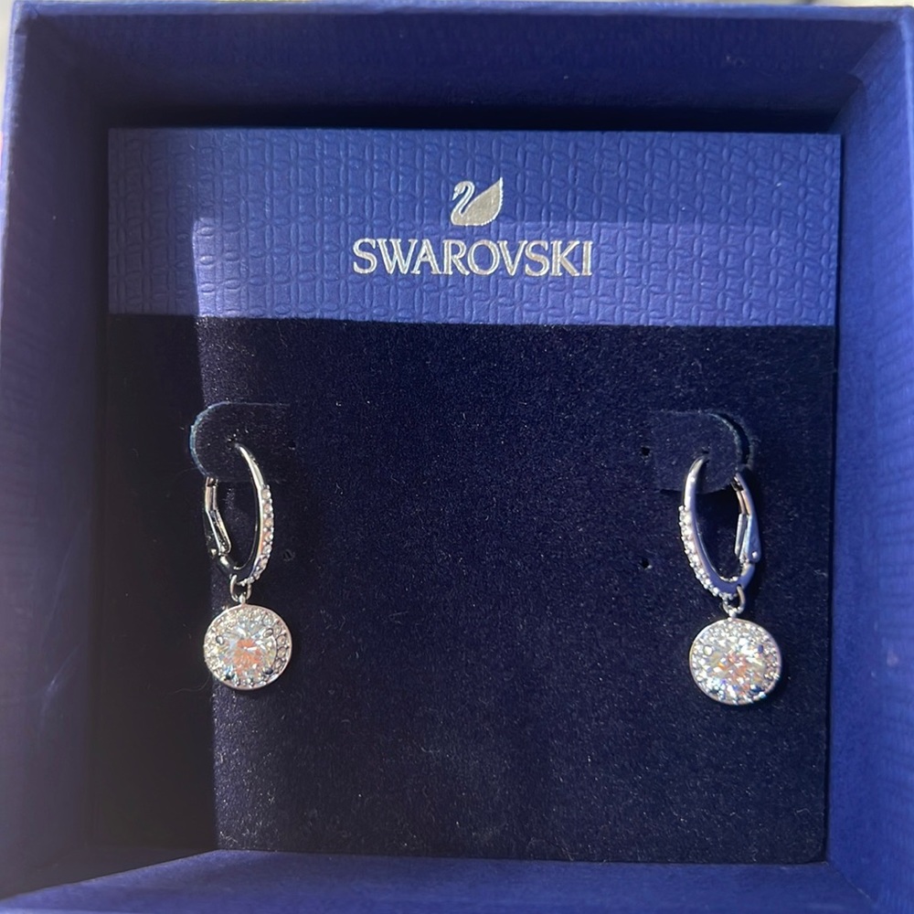 Swarovski Angelic drop earrings, I don’t have the box anymore